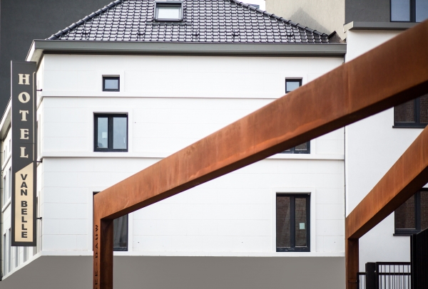 H&Ocirc;TEL VAN BELLE