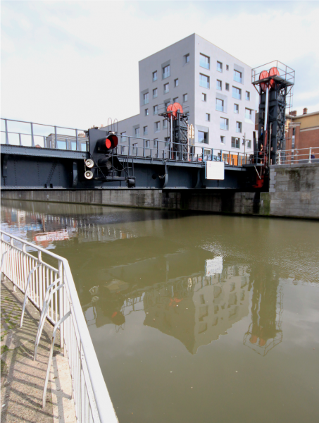 LIVERPOOL - ECLUSE SAINT LAZARE